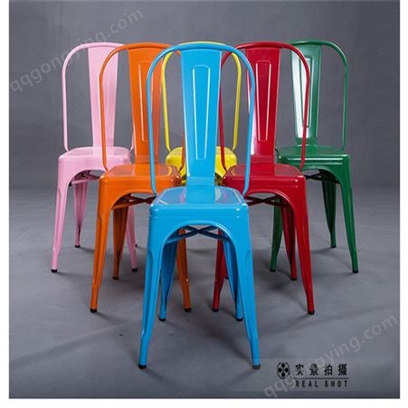 青岛铁皮椅厂家 金属靠背铁皮餐椅 复古铁艺休闲椅子 万千家具