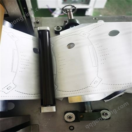 润泰  高速自动平面口罩机 机械加工 无纺布出片机 Model-ZKZJ