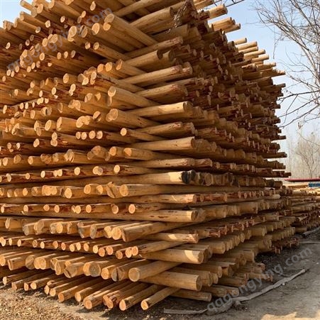 盛金源 生产 油木杆 7米  10个粗 油炸杆 通信木杆 防腐木杆 生产范围：6-10米 具体型号电话咨询