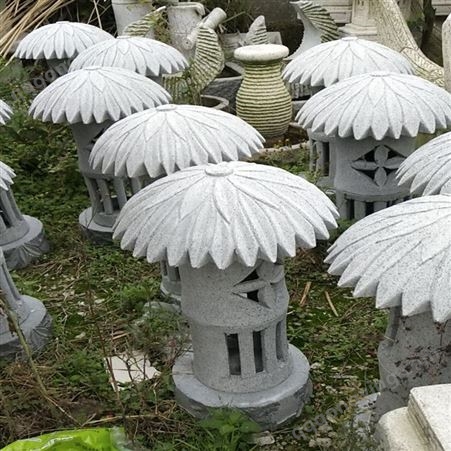厂家批发石雕灯笼 仿古做旧日式石雕摆件日式石灯 日式庭院灯
