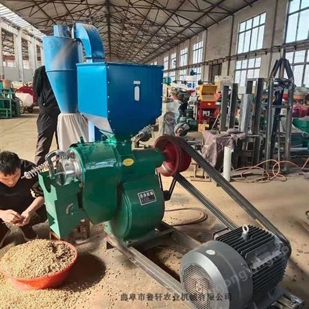 碾米机可以使用柴油机带动电机带动打米机鲁轩磨米机厂家