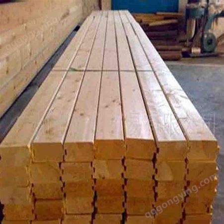 信阳防腐木材批发 实木木板材吊顶木龙骨实木松木板 物流打包木条