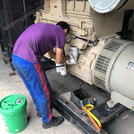 深圳柴油发电机维护费用 上门检测发电机故障