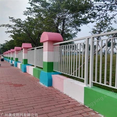 珠海交通道路防撞护栏 城市道路护栏网厂家 交通设施围栏
